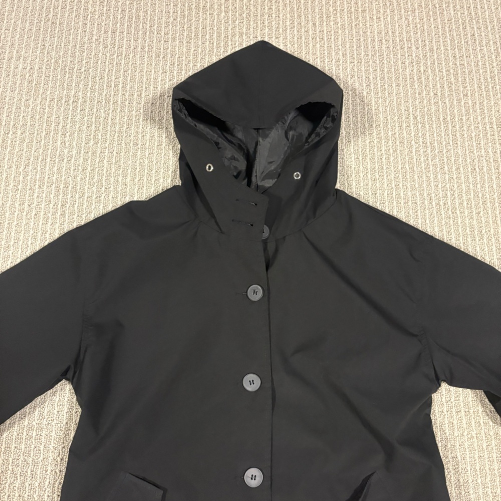 The W Jacket - Picture 9 of 11